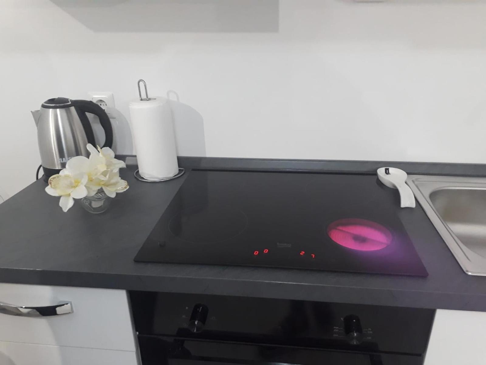 Apartman Kristina - Self Check In & Check Out Otočac Zewnętrze zdjęcie